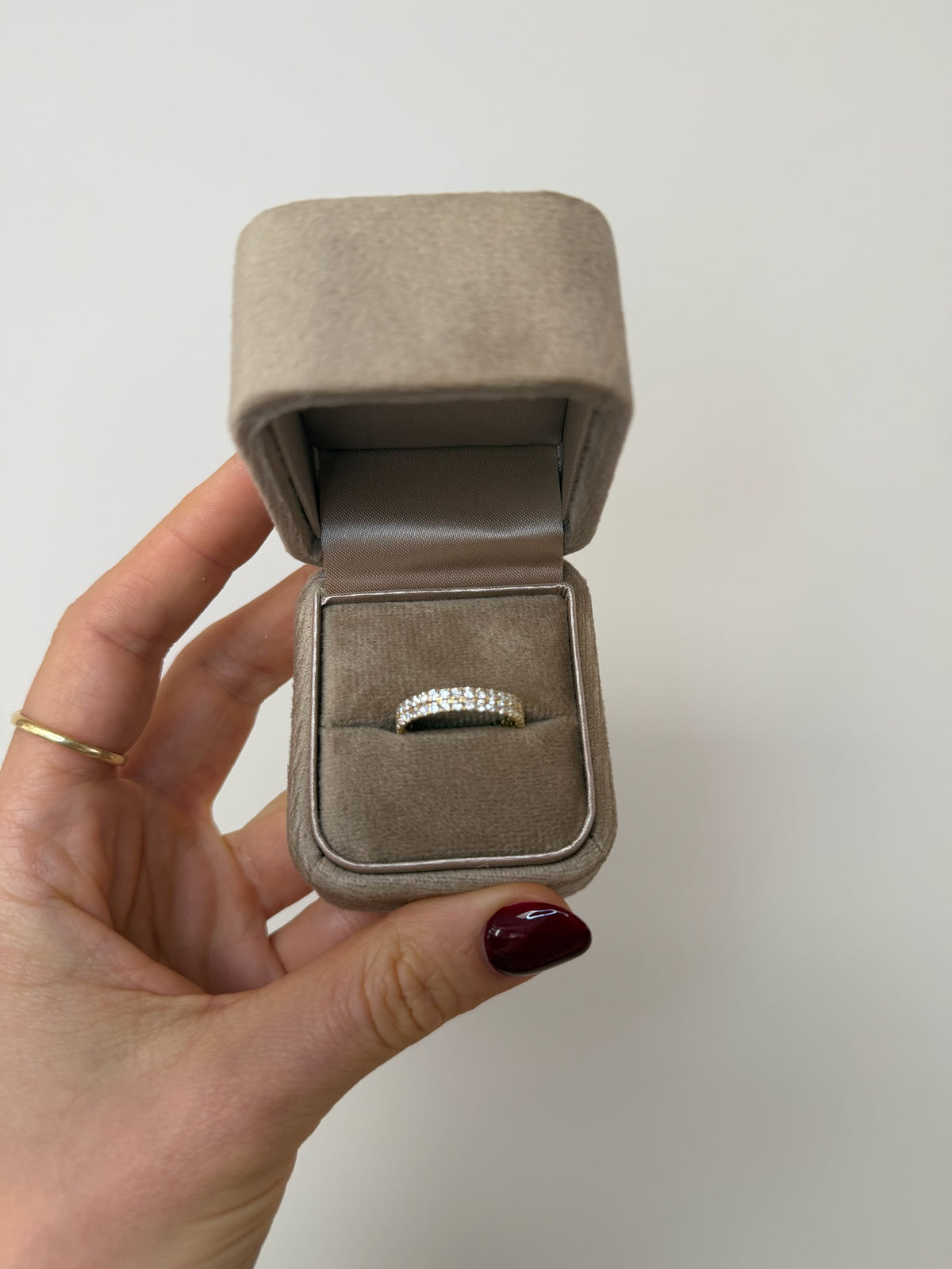Eternity - 18kt - 1.36ct