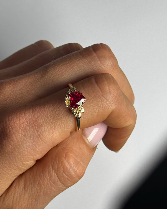 Sweet royale - 18kt golden ring